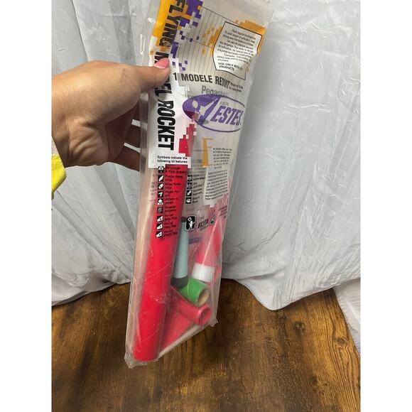 Estes E2X Series Flying Model Rocket Pegasus Rocket - EST 2076 New Sealed - Picture 7 of 10